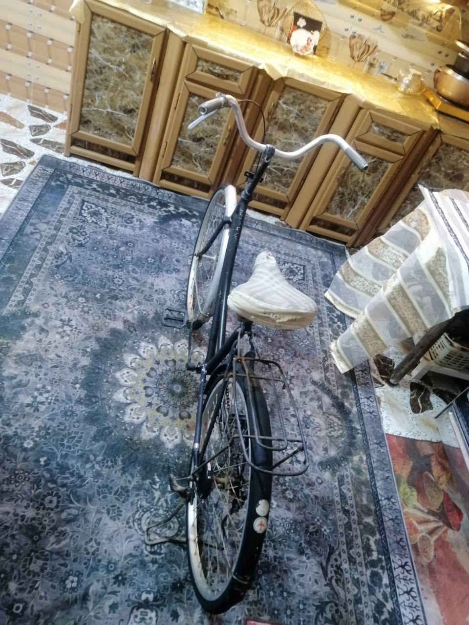 السلام عليكم
بايسكل ياباني نضيف حيل
تايرات نضيفه
ويالته عدالات بدون عواج
وباسكل خفيف وسريع  سعره 35


**إذا كنت صاحب هذا الإعلان وتريد حذفه لأي سبب، رجاءا أرسل رسالة إلى الدعم الفني**