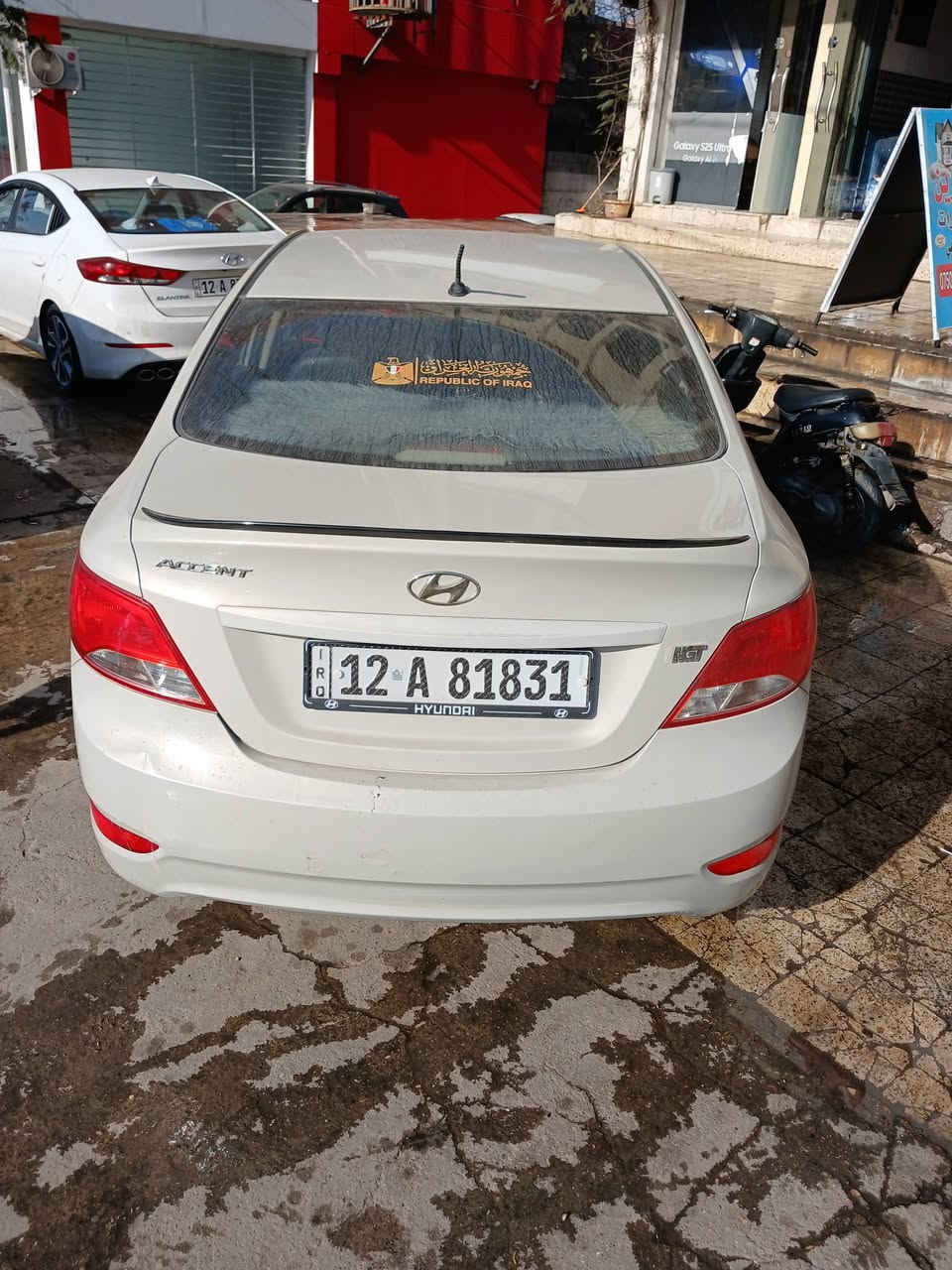 مكلف بالنشر  90$ كل تفاصيل مذكورة
اكسنت خليجي 2017  

صبغ بس جاملغ المامي وباب مرشوش شي قليل وبدون اي داخل  وبيها 

 السونار 

محرك  دوش مفتوح 

شرط بدون صرف ونفخ 

تحكم ستيرن مع شاشة وكامرة خلفية 

نضام توفير الوقود ECO

ABS بريك

5 ويلكب كروم 

 كابون بانزين 

رقم نينوى(باسم صاحبها و تتكاتب موباشر ) ً

عنوان موصل الايسر 

اتصل عل رقم*********** او واتساب 

***********
