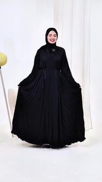 فساتين • نسائية • تخفيضات