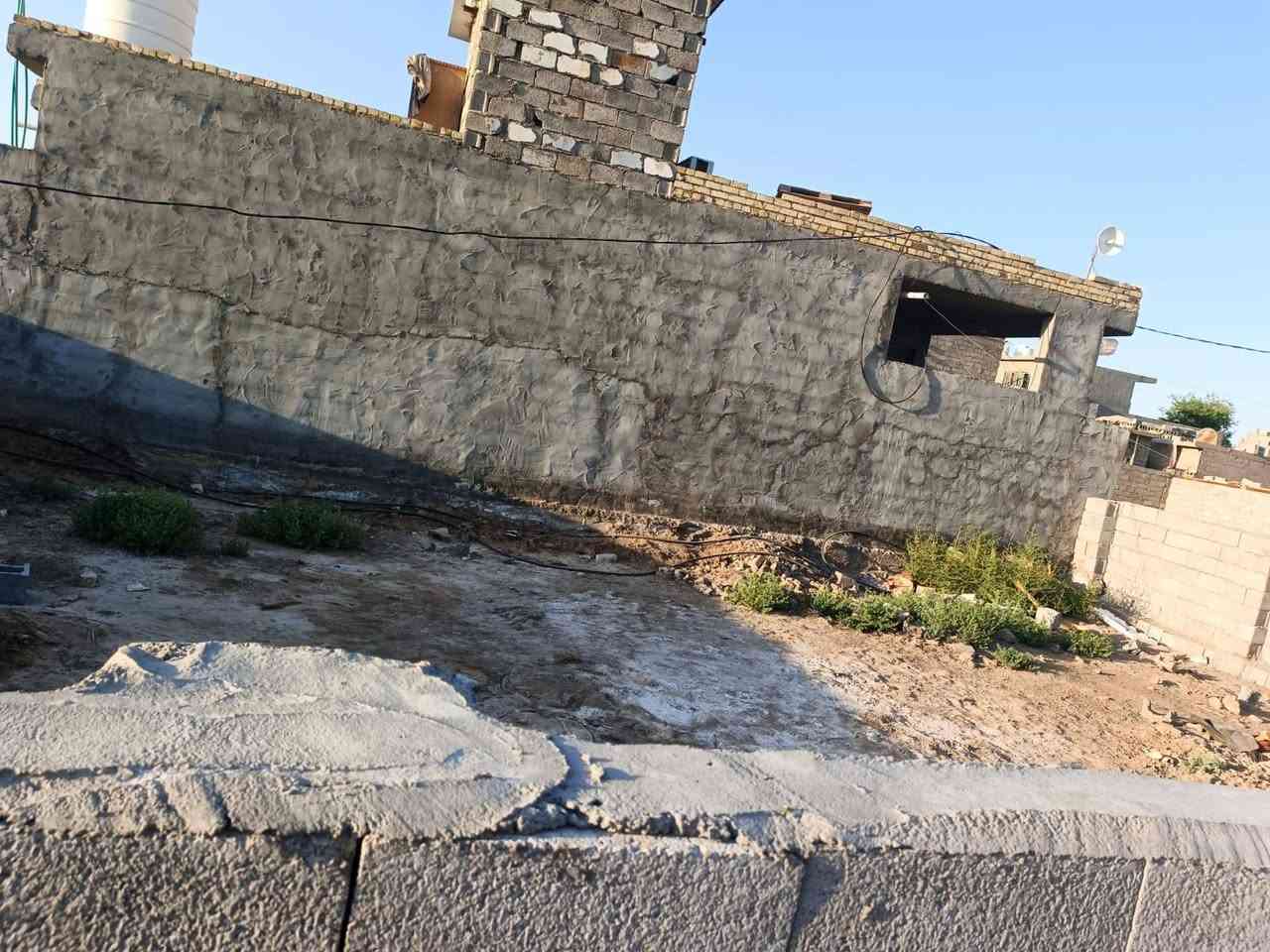 السلام عليكم
قطعه أرض للبيع
مساحه 150متر
10ب 15 
موقع خلف شارع حي العباس مباشرا
الاستفسار الاتصال ع رقم ***********او ***********
ملاحظه مكلف بالنشر
