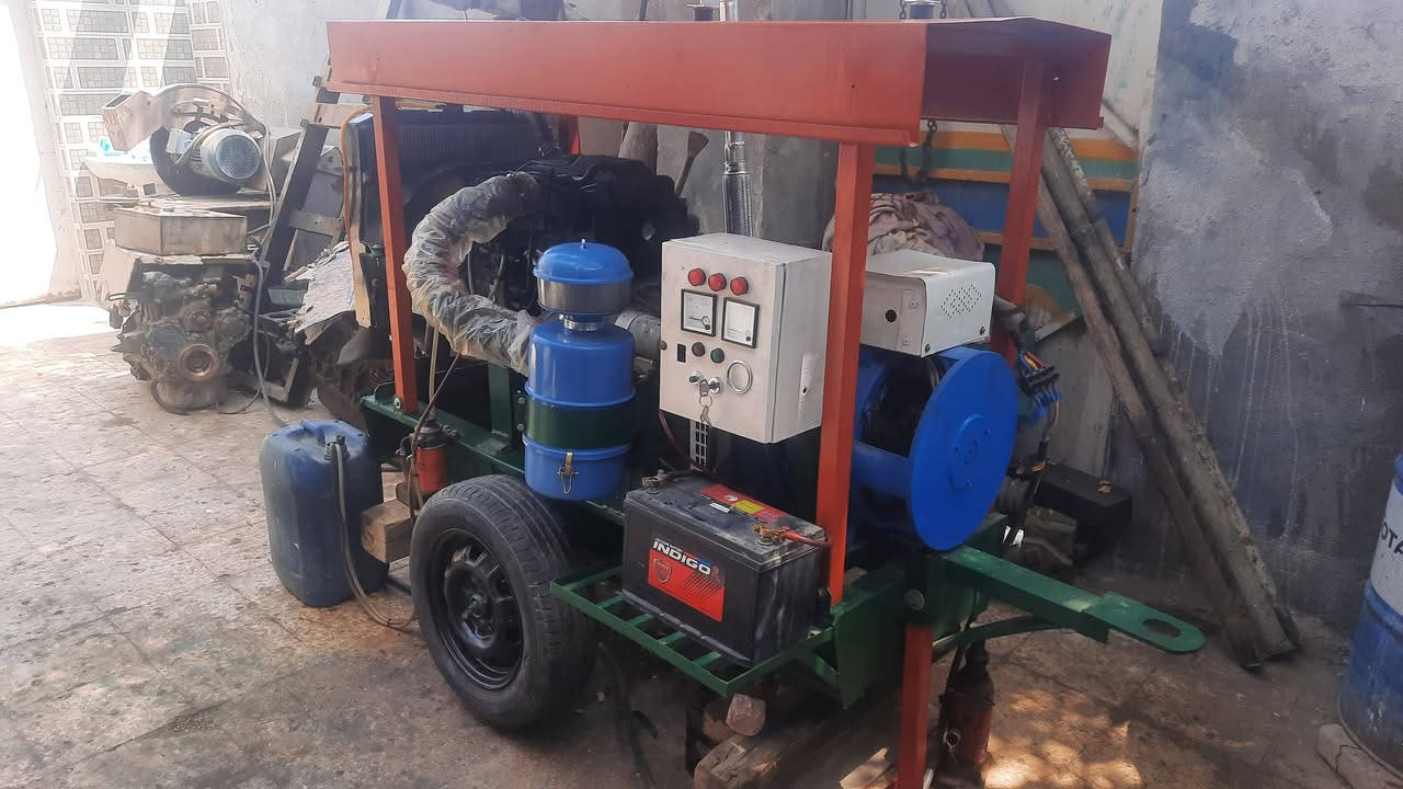 مولد كيا للبيع محرك كيا ٢٧٠١وراس التوليد ٣٠ كيفي ثري فيز  نظيف اخو الجديد لا صرف ولا بخار ولا حماوه وبيه ضمان يوم كامل على الحمل السعر ١٧ ورقه وبيه مجال قليل العنوان ميسان قضاء المجر الكبير للإستفسار ***********  *********** ابو كرار
