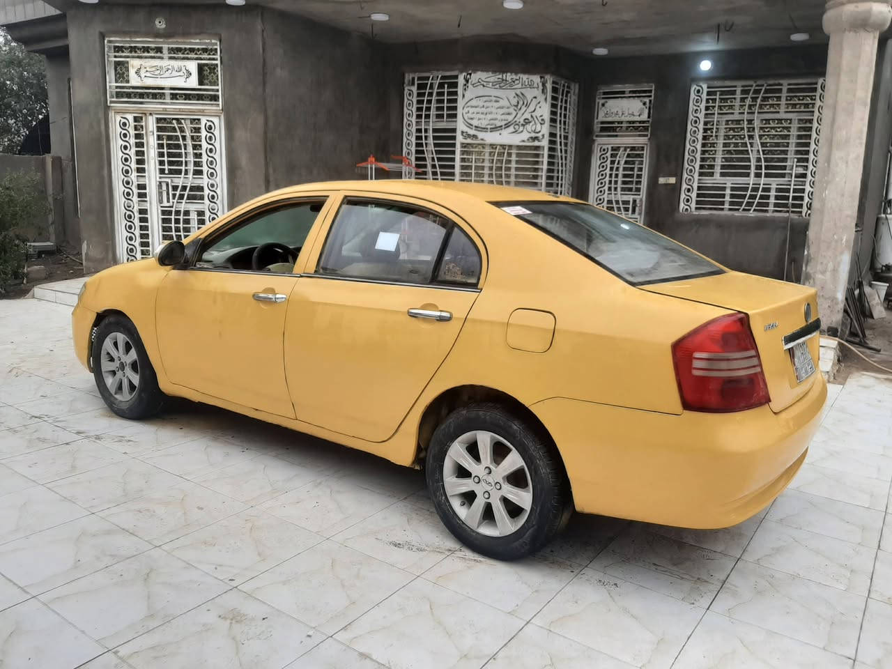 ليفان موديل 2013 بصره ألماني السعر   11  ورقه فقط
مكانه ديوانيه ماواصل راعيه ابيع واقع حال 
***********    ***********
