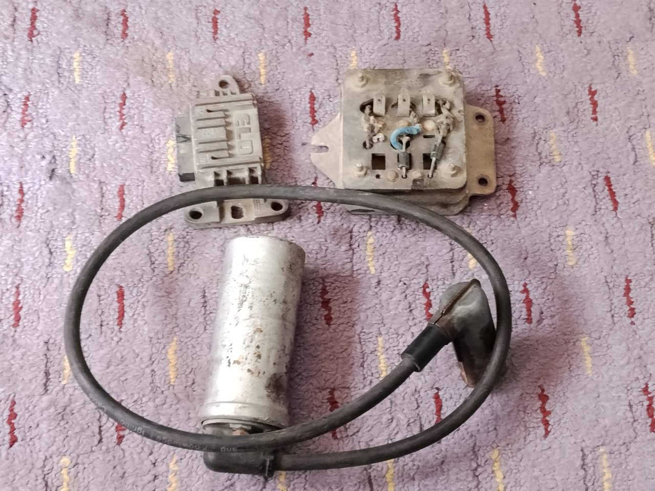 السلام عليكم البيع رقم هاتف *********** رفم ثاني *********** يوجد واتساب توصيل جميع محافظات العراق شرط شغل
