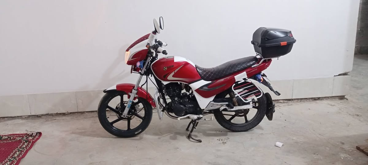 ماطور سايم للبيع موديل 2018 اوراق كامله مكمرك وكامل السعر 800  العنوان الرمادي جزيرت البذياب *********** مراوس بسايم اكتروني هم رهم
