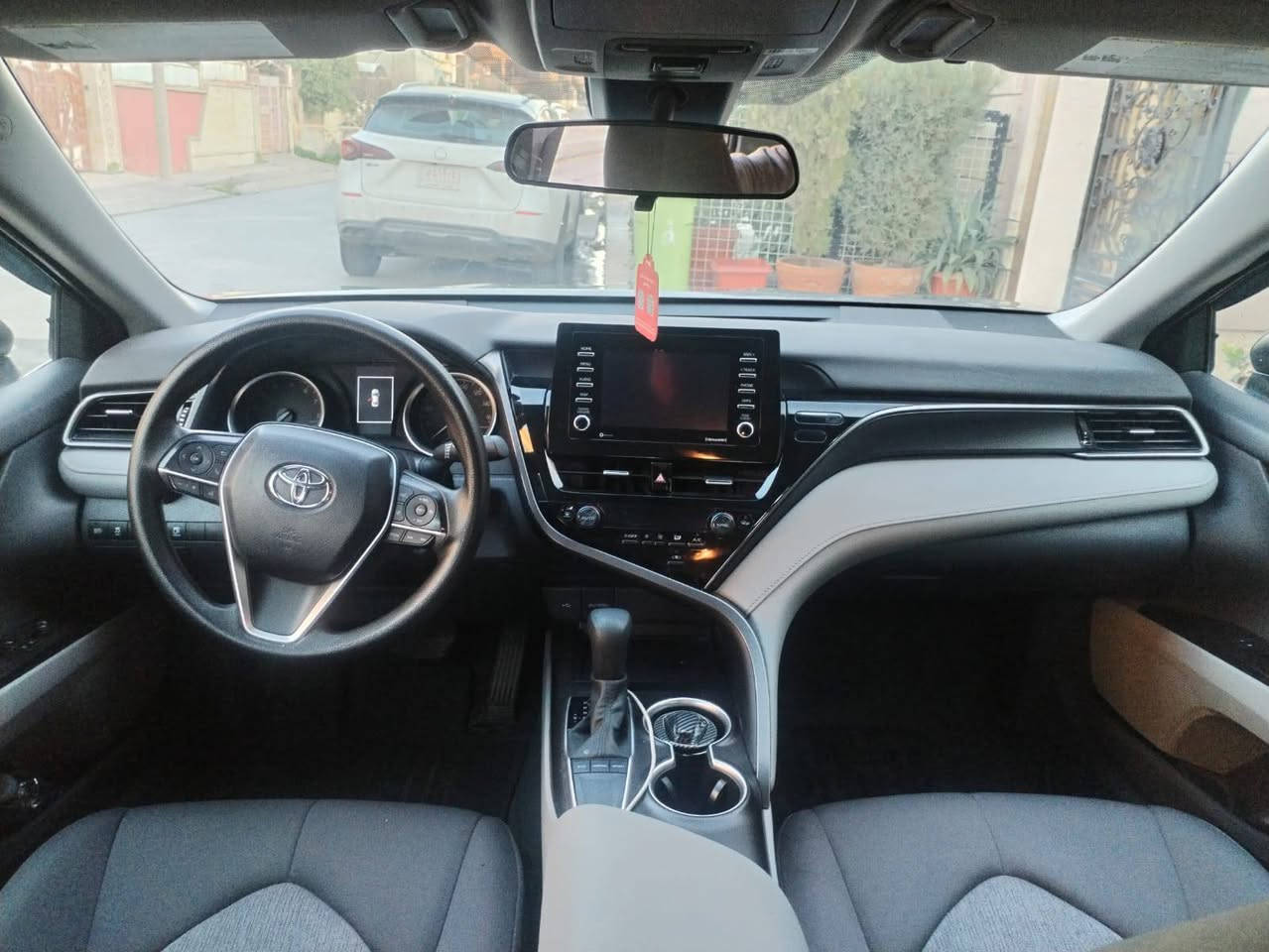 كامري موديل 2024 نفطي

مواصفات LE 
ضررها باب السايق مبدل و ايرباك برده فقط ماشيه 40 قابل للزياده
سنوية باسمي شرط التحويل 
للاستفسار ***********
