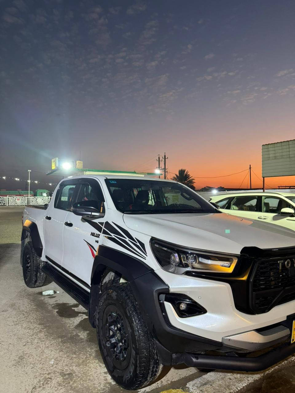 السلام عليكم بيكم فول ويل 6سلندر
GRموديل 2024

رقم بغداد الجديد وبيه بس الباب الخلفي مبدل 

السعر 4شدات وبيها مجال 

مكاني بغداد

للاستفسار الاتصال 

على الرقم ***********
