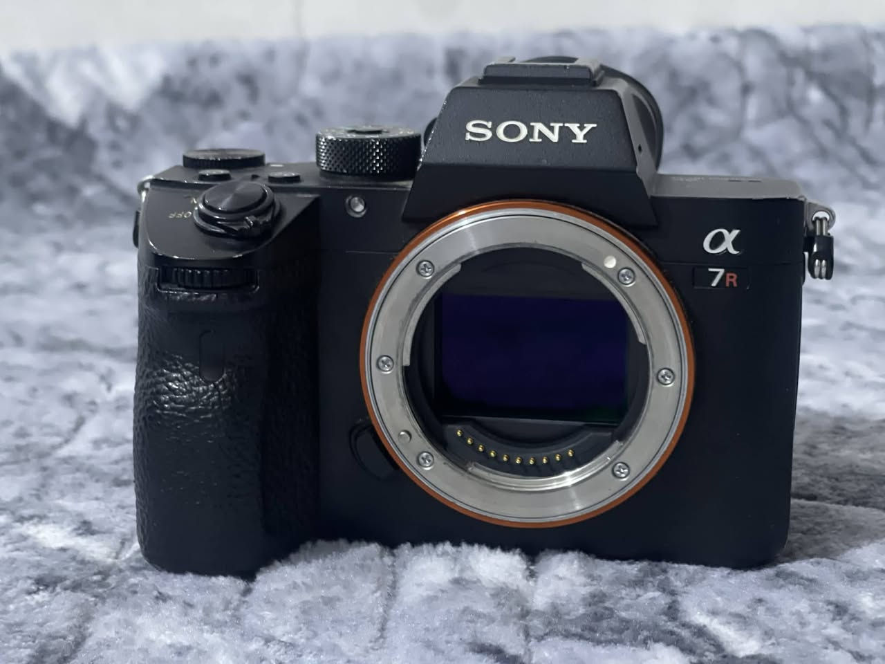 كامرا سوني اللصدار ثالث R 
شتر 62 الف  اللبيع


**إذا كنت صاحب هذا الإعلان وتريد حذفه لأي سبب، رجاءا أرسل رسالة إلى الدعم الفني**