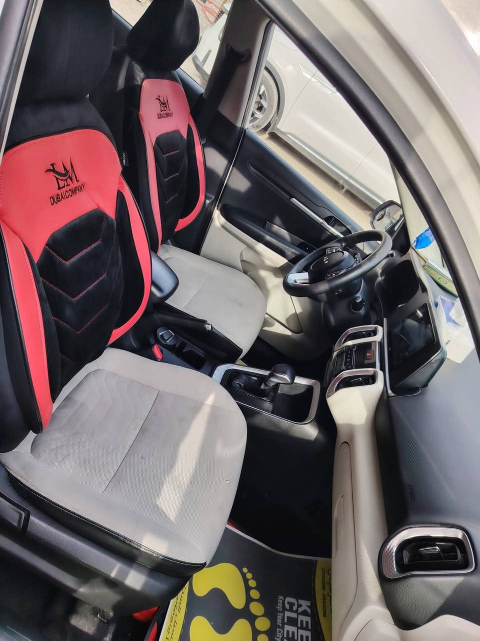 سلام عليكم كيا سونت 22 ضمان شركة كيا دولية مكفولة ماعدا باب سائق تبديل شركة سعر 132$ مجال بسيط 
استفسار واتساب 
***********
