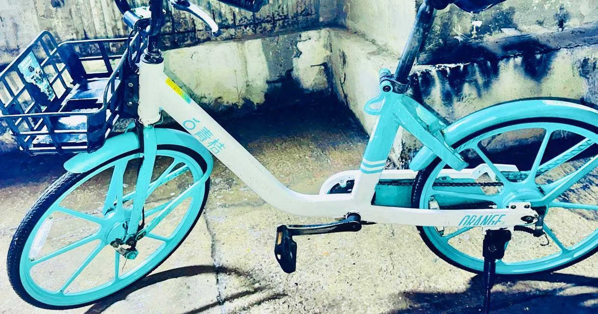 سلام عليكم ورحمة الله وبركاته اخواني الغالين باسكل صيني تاريخي ويتحمل أوزان علية وما مستعملة هواهية وبعدة جديد. (الباسكل كلشي بي تمام مثل البريك الأمامي والخلفي يشتغلون وبأمور طبيعية).
والأشياء يحجاجلها تبديل فقط الباسكل ابلادي من الشركة الصينية - - > (فقط تبديل التايرات الأمامي والخلفي يحجاج لهن تبديل وبسعر رخيص جدآ الكجن المقد هن يحجاجله تبديل) وهذني الأشياء بسيطة جدا بل باسكل والسعر مناسب جدا للاستفسار الاتصال أو مراسلة واستاب - - > *********** 🚲 🚲 ♥️ ♥️
