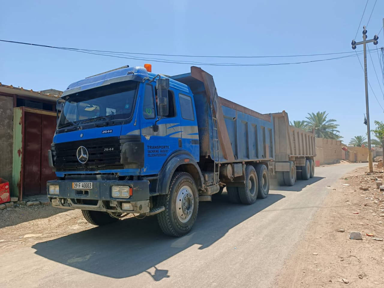 البي موديل95محرك44 جيف كير180 فافون تخم تاير  قاطره اومقطوره راس وعربانه27طن السعر425 بيها مجال ***********
