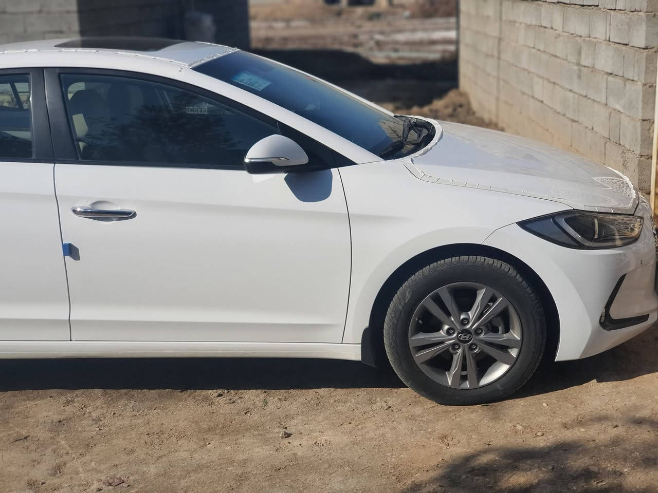 سلام عليكم النتره ٢٠١٨ زيرو ماشيه ٣٠ كفاله من جكت البره سياره حتا دعاميات كفاله من الشخط هزه وسنويه بسمي تحويل ثاني يوم السياره كارتون شرط كله علا وضع الشركه ارضياتها بعدهن بلايلون الشركه الجنه بعدهي بتغليف الشريكه فول عدا البصمه سبير بعده بلايلون الشريكه تخم تاير بلكارتون وين جنايه بس رحمه علا والديه المو شراي لا يخابر انتصال فقط *********** مكان سياره ميسان السعر ١٧٨ وبيها مجال كلش قليل
