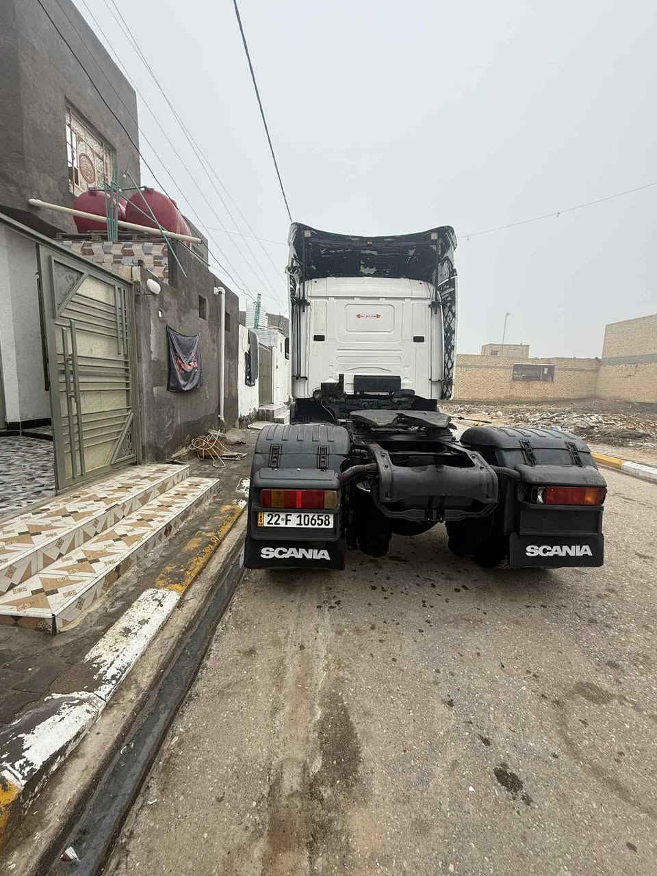 سكانيه للبيع مديل 2004 رقم اربيل سنويه ل2031 مكينه 420انجكتر مربوطه قلاب  تخم تاير جاهزه لشغل مكفوله ‏‪***********‬‏
