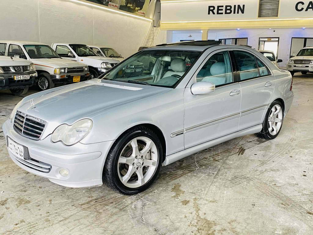 MERCEDES BENZ C230 2007 v6
نموونەی جوانی قەپات قەپات موسەفات 
مەکینە و گێڕو اکسل و تبریدو کارەبای هەموو گیانی بە شەرتە چوار ویل وتایەی لۆک 
سەیارەکە ڕەقەم بغداد ی ئەسڵی سەنەوی عاج بەناوی شەریکە وەیە بەناو ناکرێت بە ئەوەلیاتە زەمانی کیشەی مەدەنی، دەکەم سعری68گەڵاوکەمێک مجال شوێن تەق تەق
(***********) (***********) كويسينجاك, أربيل
