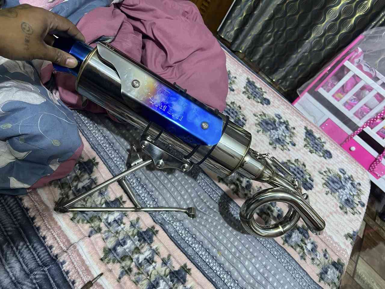 للبيع حلزوني مامستعمله ترهم سكنس او ماكس جوكر وثانيه هم جوكر  شراي يجي خاص او يتصل ***********
