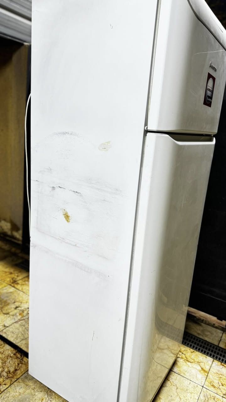 ثلاجة للبيع الماطور ينرادله تبديل 
القفل مالتهه ١٠٠ 
كربلاء


**إذا كنت صاحب هذا الإعلان وتريد حذفه لأي سبب، رجاءا أرسل رسالة إلى الدعم الفني**