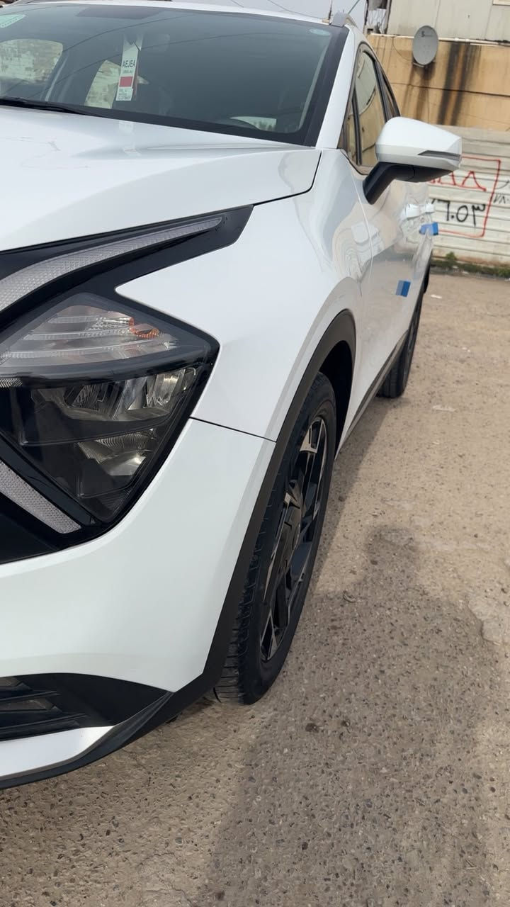 سعر  22300 ورقة   رقمها اربيل الجديد مكفوله
"""""""""""""" 
 المواصفات ••••

✅ رادار ( نقطة عمياء )
✅تشغيل بصمة 
✅ تشغيل عن بعد
✅كراسي كهرباء
✅جنطة كهرباء
✅تدفئة بالكراسي 
✅تدفئة بالستيرن 
✅سايدبريك دكمة 
✅شفتات كير سبورت بالستيرن
✅محرك سعة 2000 سي سي
✅شاشة تعمل بنظام بلي كار نفيكيشن  
✅ويل حجم 19
✅الشباك الامامي بلاك بيانو 
✅حساسات امامي خلفي 
✅كامرة دوارة
✅اوتو هولد 
✅درايف مود
✅مانع انحدار
✅مانع انزلاق
✅ تحكمات الستيرن جهتين  
✅شحن وايرليس 
✅المري الجانبية طي وفتح كهرباء 
✅مع اشارة جانبية بالمراة
✅لايت زنون عالي ناصي 
✅لد ليزري امامي نهاري
✅بك لايت لد LED

السيارة كامل مواصفات عدا البنوراما والجلد 
 
🟢 ماشية 36 الف

مكانها السيدية
***********
