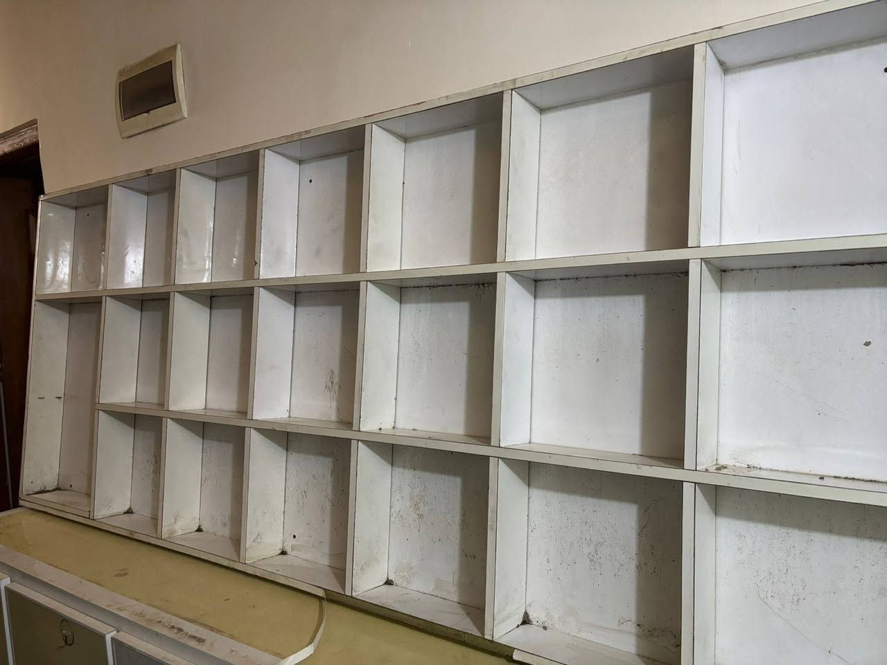 للبيع الي طالبين  هاي مال سوبر ماركت عارضات كرزات🥥 عارضات حلويات او چوكليت🍬 مراسلة هذا الرقم *********** ماركت حسن الساهر اربع شوارع الزعفرانية
