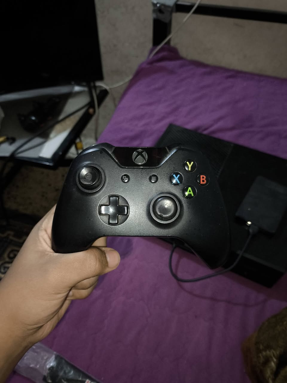 اكسبوكس ون فات مثل ما موضح بالصوره تجي وياه gta v و rdr2
مراوس حسب القناعة


**إذا كنت صاحب هذا الإعلان وتريد حذفه لأي سبب، رجاءا أرسل رسالة إلى الدعم الفني**