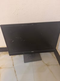 شاشة مكسورة • دل موديل حديث • ستاند متحرك