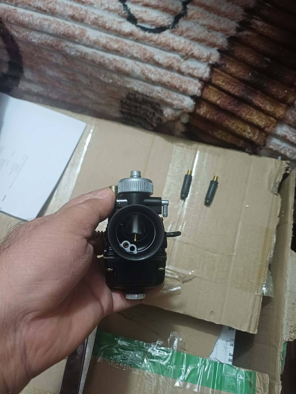 السلام عليكم
كابريتر PHBG 21 يرهم 60 و 90 واكزز على جوين واويل بم بلاد
سكليتر قفاز خط واحد يرهم لهذا الكابريتر هم

الكابريتر سعره 60 الف 
السكليتر مع القمجي 15 الف 
موجود توصيل كل العراق
ممستخدم جديد


**إذا كنت صاحب هذا الإعلان وتريد حذفه لأي سبب، رجاءا أرسل رسالة إلى الدعم الفني**
