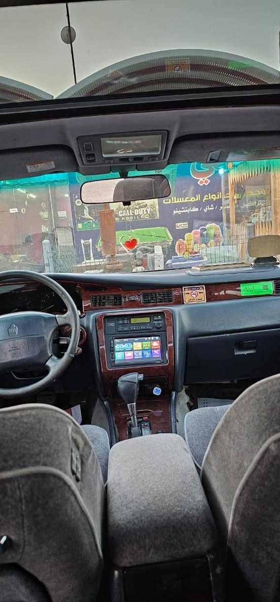 السلام عليكم راس الثور للبيع كشنات كهرباء فتحه كصت قماره فقط مكفوله من نقل جثه  موديل 1996 رقم انبار مداور ثاني يوم مكينه فيشتين مكينه او كير بل جيس حداد بل جيس تبريد ثلج تخم تاير جديد السعر ٨٧ او بيها مجال قليل قليل العنوان نجف كوفه قرب معمل الببسي رقم ***********
