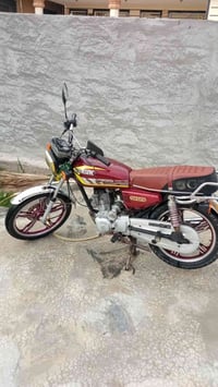 للبيع 350  وبيها مجال علفحص   07741974626