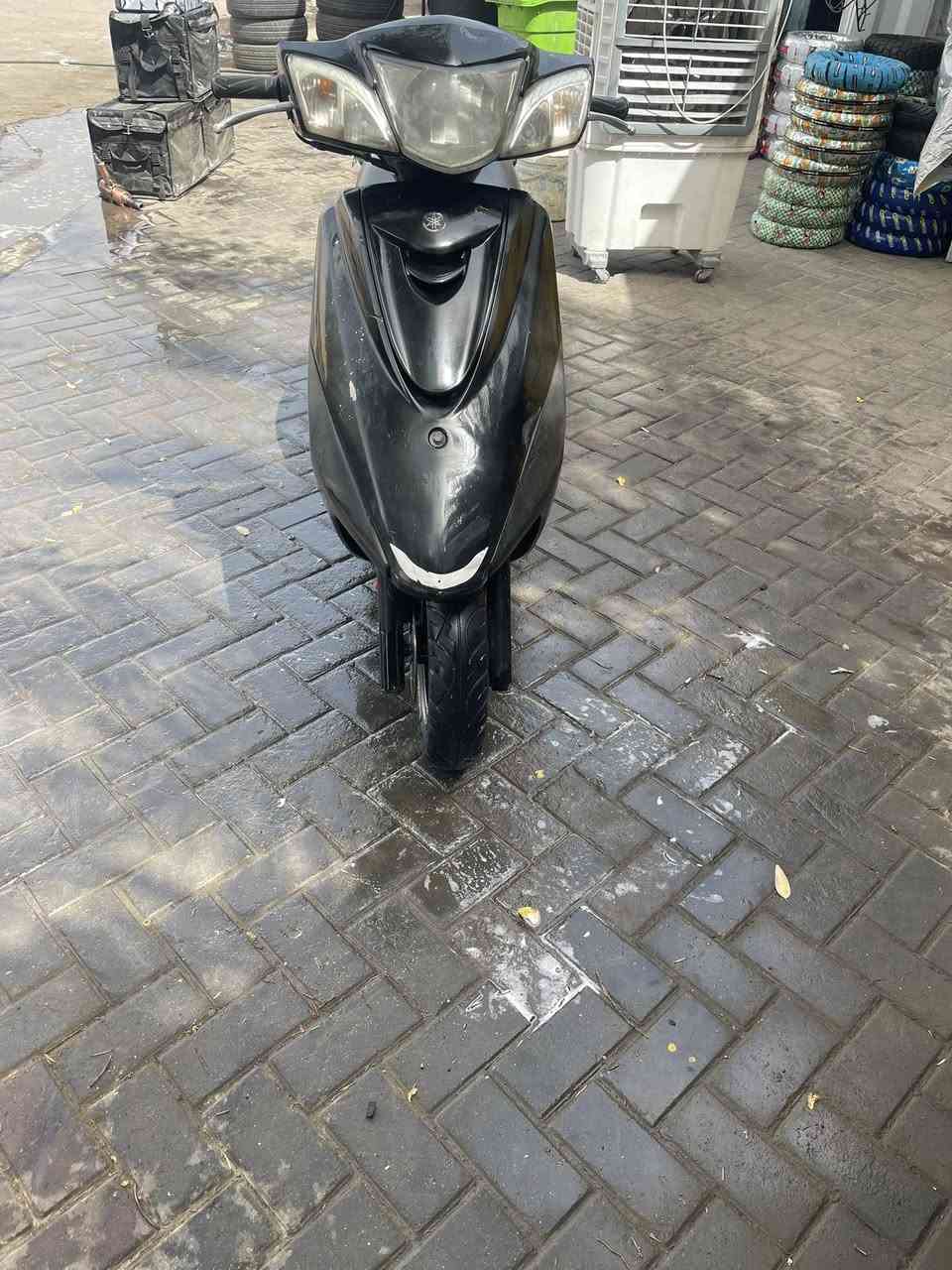 سلام وعليكم دراجه بخا كامله مابيه اي نقص كله مختمه سعر650بيه مجال حك جيه حتلو مراوس ***********
