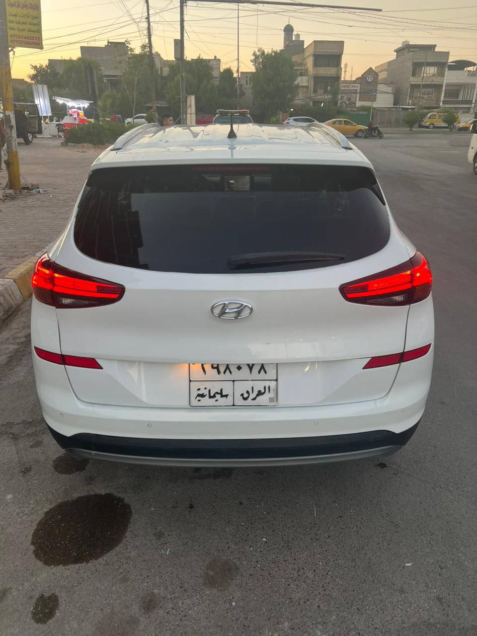 السلام عليكم توسان 2019 خليجي 
فول قمارة حديد 
رقم جديد 24 سليمانيه 
السيارة حلوة وناصبه بدون اي نقوصات 
تحويل مباشر باسمي 
***********
