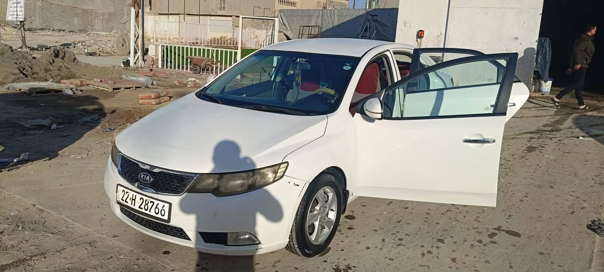 كيه سيراتو 2013 خليجي سياره حلوه تخم تاير تبريد تدفئه محرك 1600 رقم اربيل انكليزي تحويل ثاني يوم صدر خير من الله بيه كم قطعه صبغ بيه بالقماره صبخ اثر حالوب مال شمال سياره خير من الله  مكاني سامراء
السعر 86 وبيه مجال  ***********
