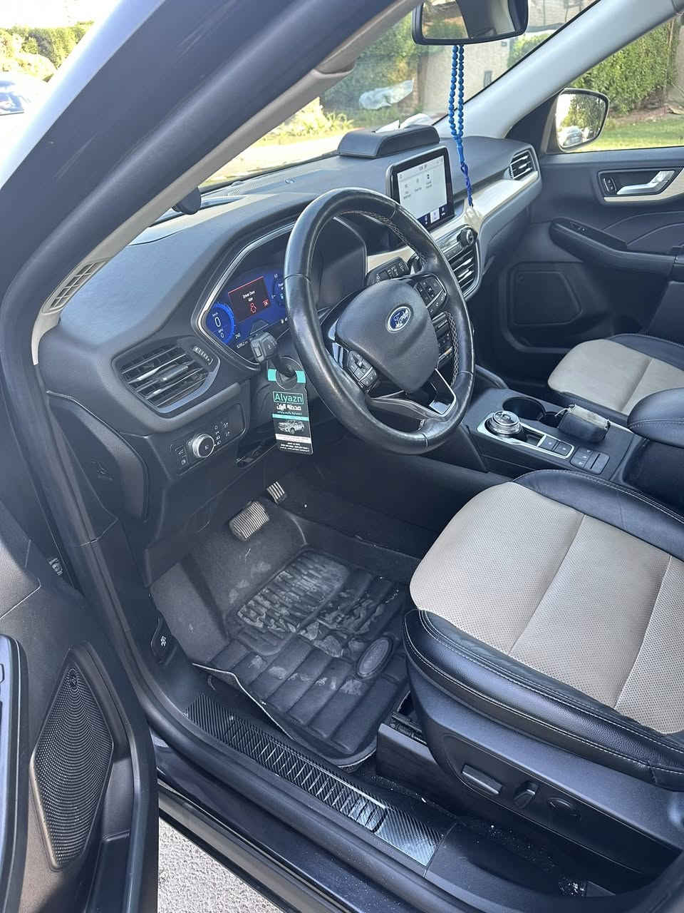 فورد سكيب 2021 هايبرد رقم بغداد
محرك 2500
مواصفات تيتانيوم 1/1
ماشيه 89لف كم
بصمه فتحه وبصمه ابواب 
تشغيل عن بعد 
كير ماوس 
خمس وضعيات قياده
سقف بانورما 
كشنات جلد 
كشن كهربائي
كامره وحساسات 360 درجه 
قياده ذاتيه وركن ذاتي 
جنطه كهرباء 
تدفئة كشنات وستيرن
داتا شوب
شحن تلفون 
سياقه ذاتيه ومانع تصادم
هواي بيه بعد مواصفات اعلى فئه التيتانيوم 
سياره جديدة  عزل وعزم 

مكان السيارة/بغداد حي الجامعة *********** 
السعر150وبيها مجال
