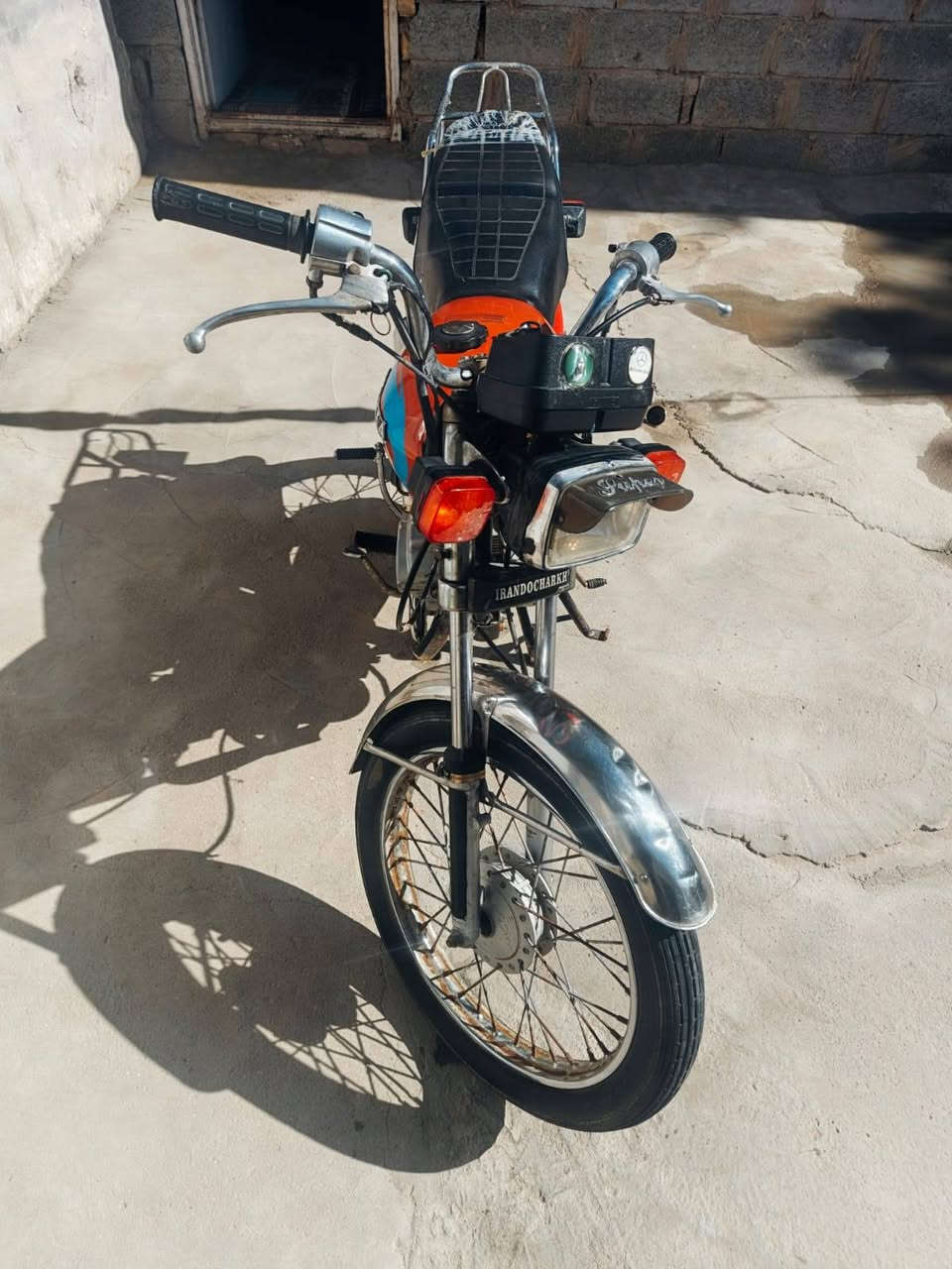 ارشه ايراني اصلي موديل 17دراجه اوراق اصولي احمد شهاب معمره جديد فقط شاصي 17دراجه شلعه فول اي نقص مابيه 850 وبيه مجال مكاني كربلاء ***********
