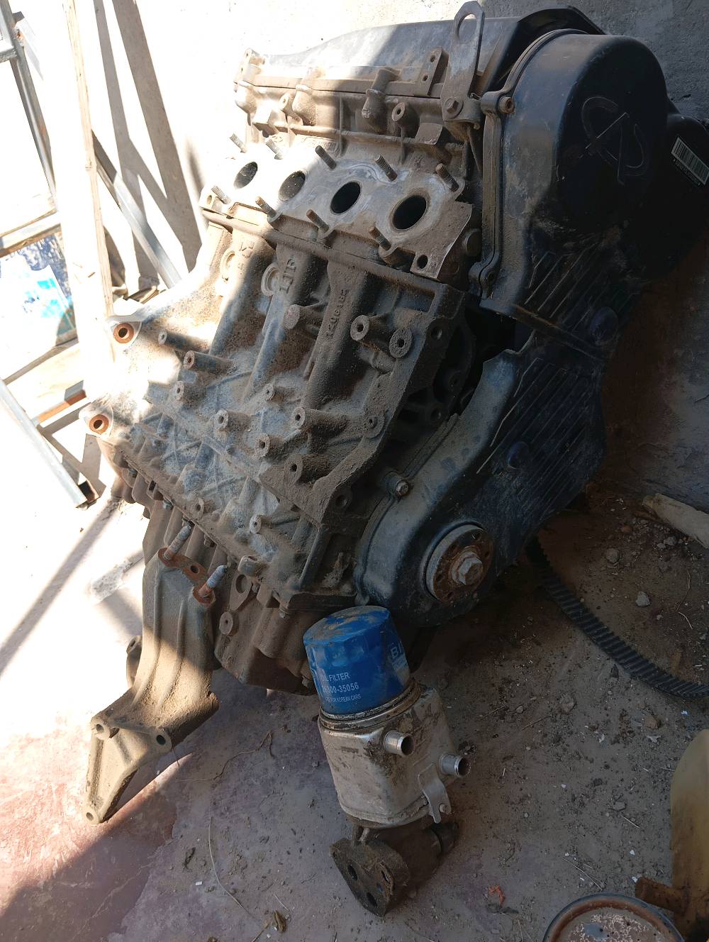 مكينة تيكو 1800 مكسور بيها سليندر
الكور والكرنك بحالة جيدة، مرفق معها قواعد دچات وقاعدة فلتر دهن جديدة
وقايش جديد 
السعر بعد الاتفاق
المكان الديوانية، طريق السنية السياحي