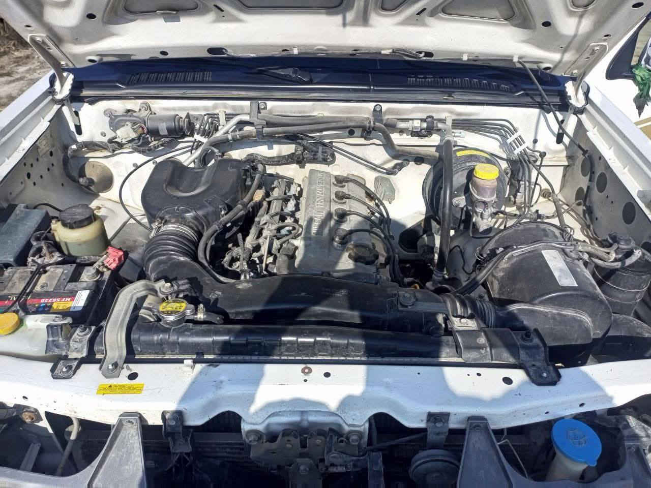 سلام عليكم بيكم نيسان 2009 للبيع  ياباني اصلي رقم نجف بأسمي مشروع وطني بيه ضربه بلبدي بلجاملغ الخلفي 
بارد بالباب اليمن رونين جام كهربائي تخم تاير جديد حدادية جديده مكان سياره النجف مشخاب السعر 117
 وبيه مجال الرقم ***********
