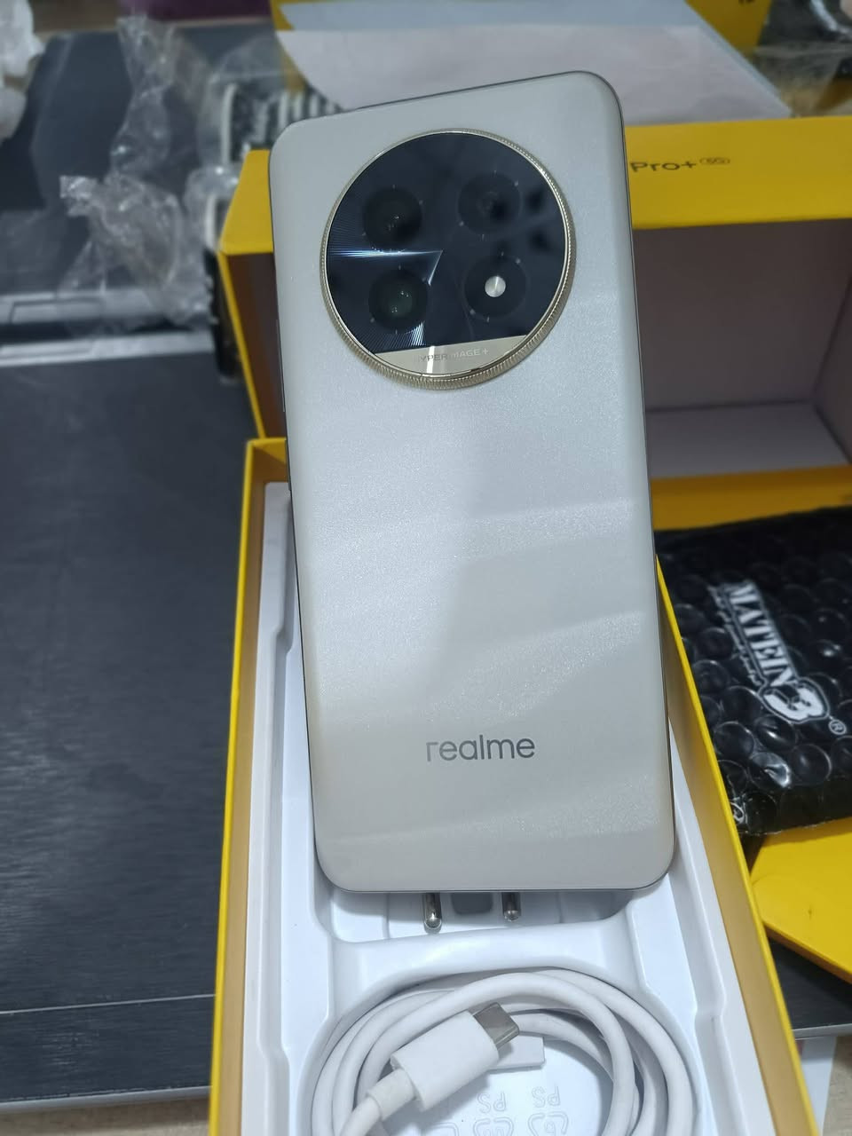 بشرط نظيف لدرجه الجديد
ريلمي 13 برو بلس 5 جي 
ملحقات كاملة 

نظيف لدرجه الجديد 

ذاكره 512
345 الف دينار #قفل قفل قفل قفل... شامل #توصيل 
الرد خاص فقط... بيع بدون مراوس


**إذا كنت صاحب هذا الإعلان وتريد حذفه لأي سبب، رجاءا أرسل رسالة إلى الدعم الفني**