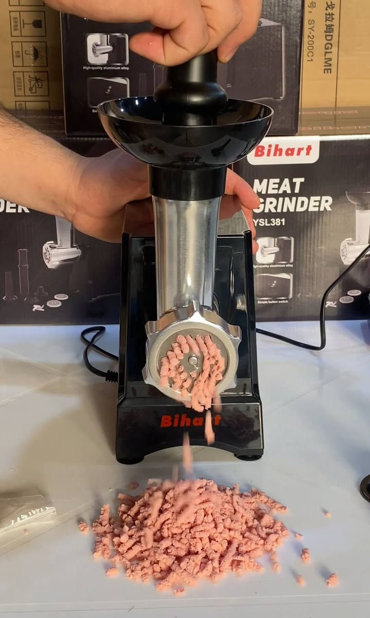 ✨ ️مثرامة كهربائية للبيع ✨️

متوفر توصيل 🛵


**إذا كنت صاحب هذا الإعلان وتريد حذفه لأي سبب، رجاءا أرسل رسالة إلى الدعم الفني**