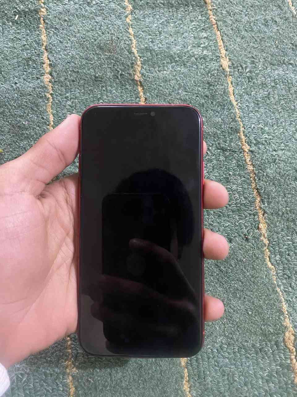 iPhone 11
للبيع نضيف ذاكره 64 مبدل شاشة اصليه مع بطاريه مايصرف شحن ابداً ***********خاص او اتصال
