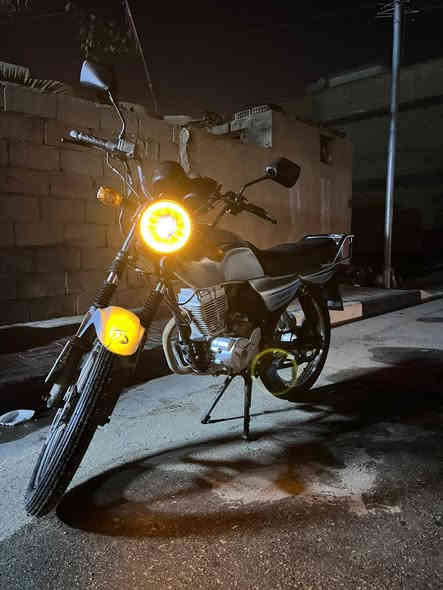 السلام عليكم دايون عضم للبيع موديل 21رقم وسنويه بسمي رقم  انكليزي مداور ثاني يوم سعرهه 1400وبيهه مجال مكاني كربلاء حي العباس اتصل عليه وبيك خير ودلل ***********
