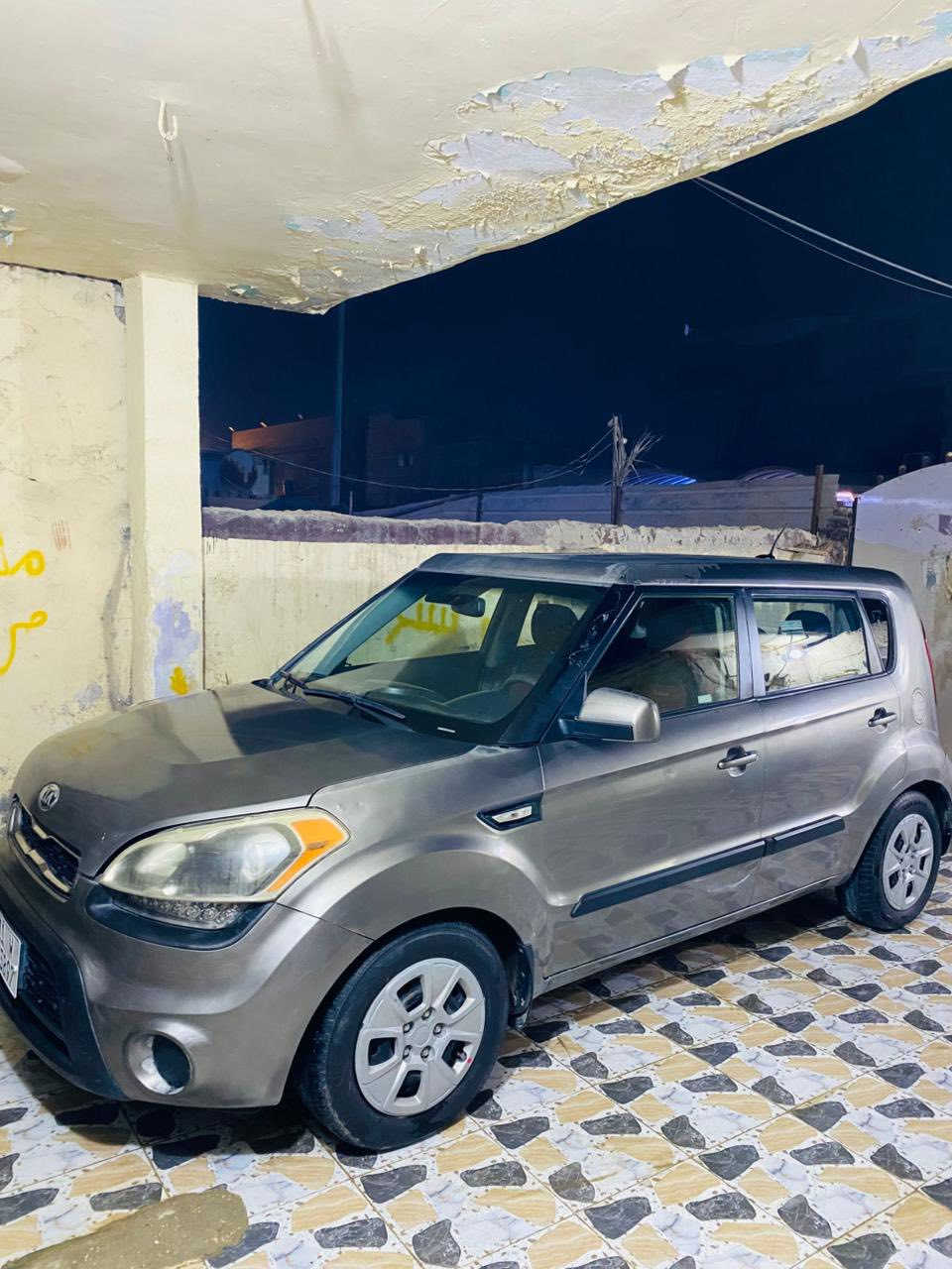 السلام عليكم
كيا صول ٢٠١٣ امريكي ١٦٠٠ 

رقم بغداد بأسمي سنوية وهزة جديد 

كير ومكينة وحدادية وكهربائيات بلادي كلة مكفول 

السعر ٨٨ وبي مجال 

المكان بابل ***********
