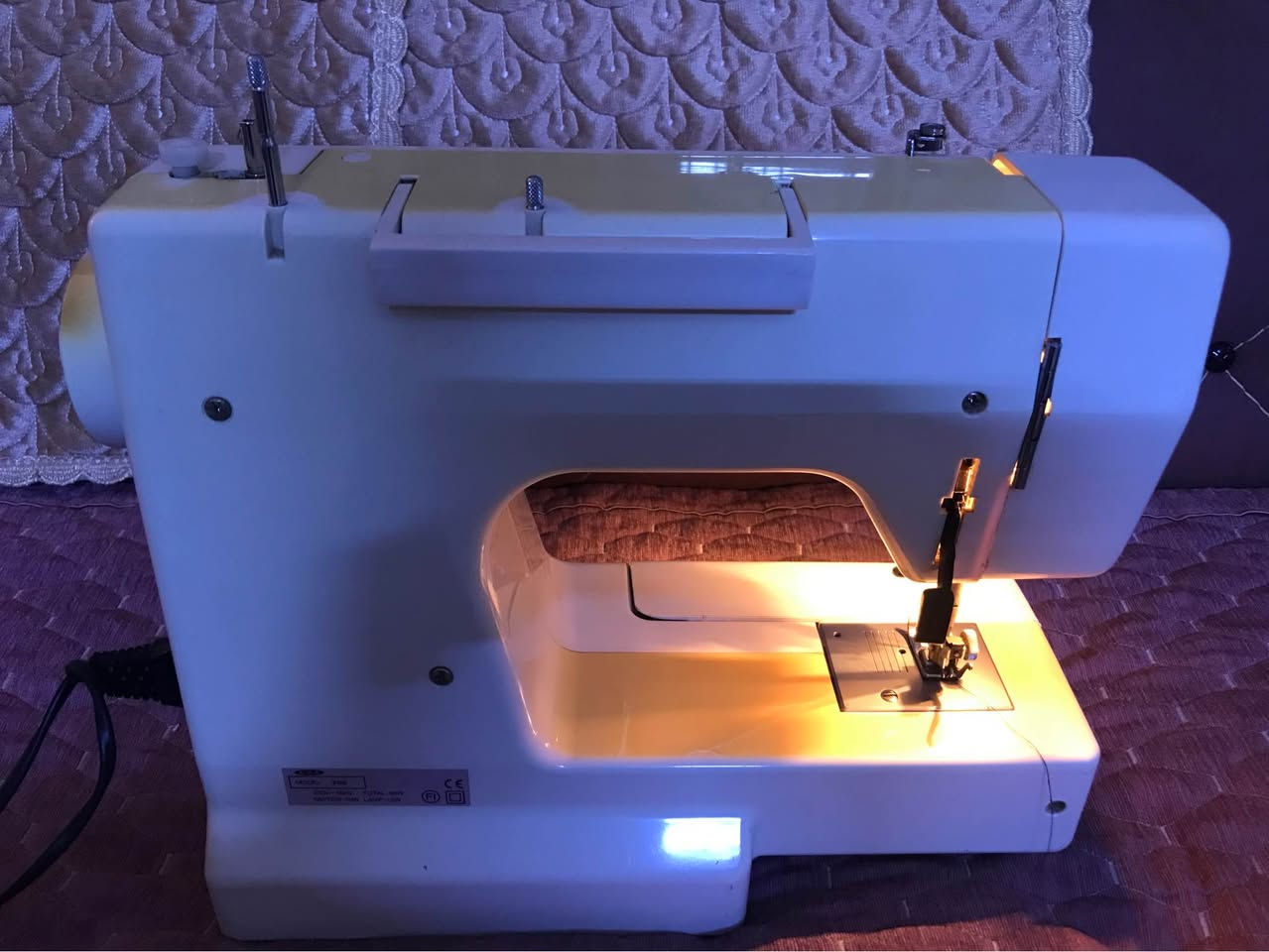 متاح ماكنة خياطة صناعة فلندية خياط عدل وزكزاك 12نقشه سعر 100 الف يوجد توصيل… بغداد, العراق


**إذا كنت صاحب هذا الإعلان وتريد حذفه لأي سبب، رجاءا أرسل رسالة إلى الدعم الفني**