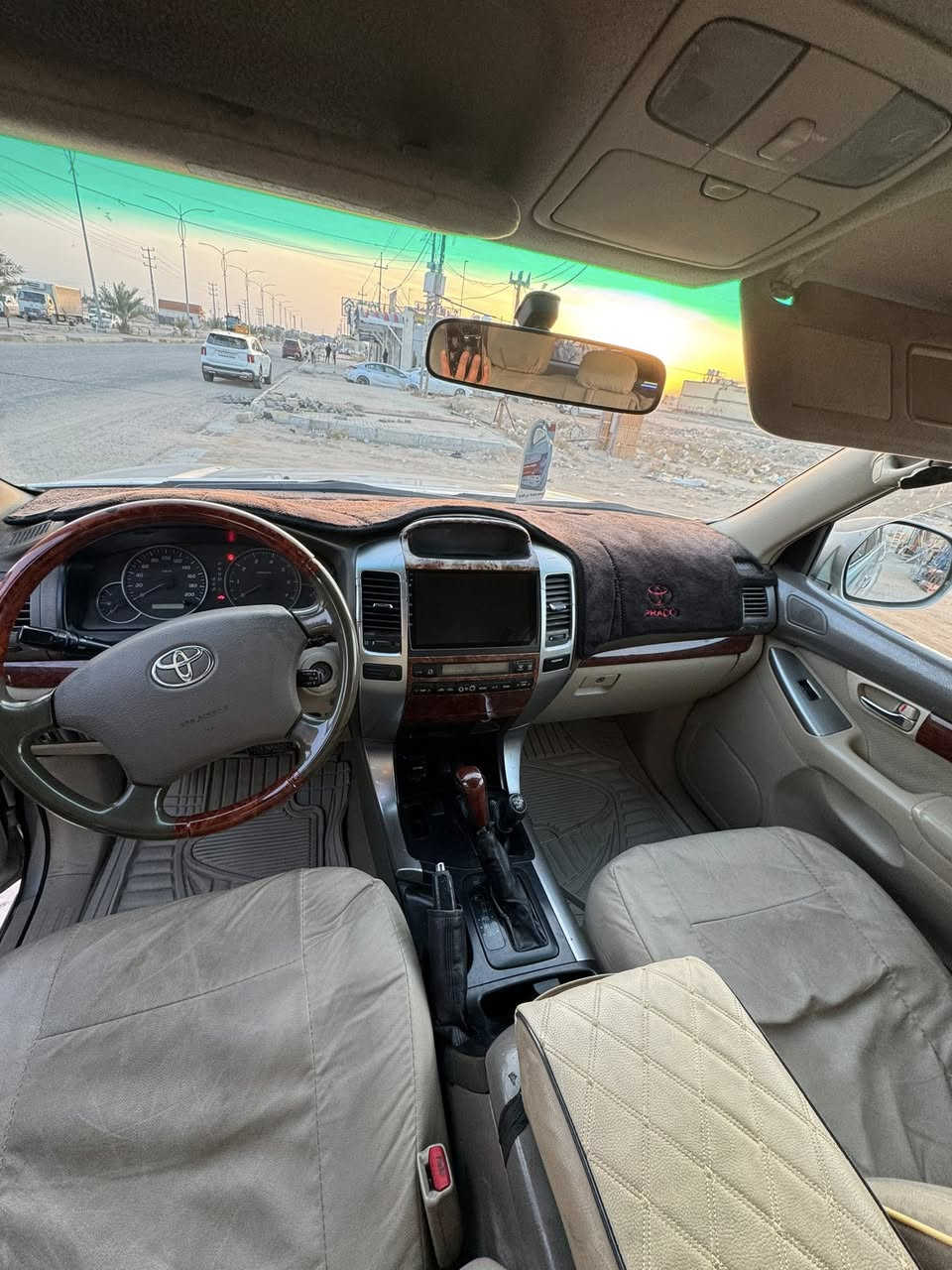 بيع او مراوس
لاندكروز برادو ٢٠٠٧ 
اربع قطع صبغ  
بيها منظومة غاز 
سيارة حلوه ونظيفه  رقم دهوك تحويل ثاني يوم

***********
