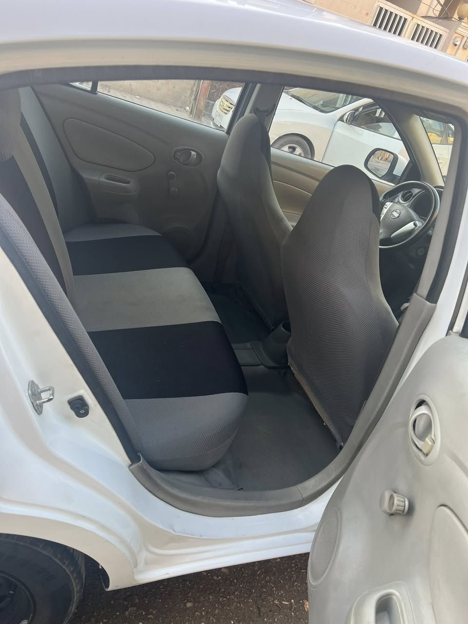 صني هندي 2021 
صبغ قليل جاملغ امامي وخلفي فقط 
السعر 105 وبيه مجال 
تواجد النجف للتواصل على الرقم ***********
