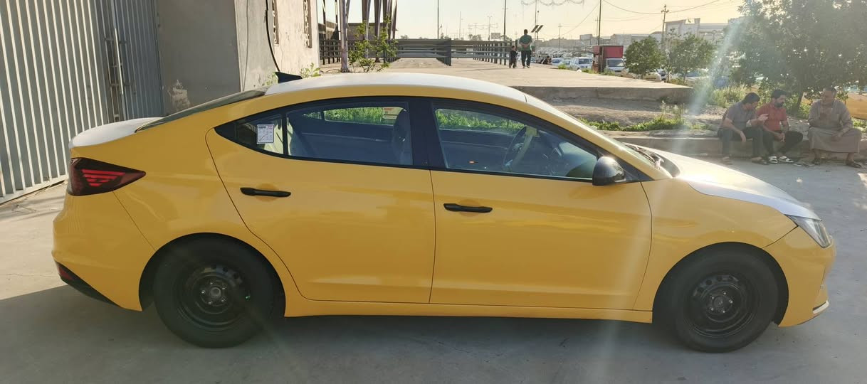 السلام عليكم 
النترا 2020.   : ////
وارد امريكي //تبديل جاملغ وتصليح البنيد 
ماشية.    140 شرط لفحص
محرك.  2000. دوش.   // منضومة غاز
كير// سفتي 

حساس امامي خلفي 
3 انظمة قياده 
دوشمة عام 

  سنويه جديده 
شاشه السلام عليكم 
النترا 2020.   : ////
وارد امريكي //كلين تايتل
مكفوله كفالة عامة 
ماشية.    87 شرط لفحص
محرك.  2000. دوش.   // منضومة غاز
كير// ايتي

حساس امامي خلفي 
3 انظمة قياده 
دوشمة عام 

رقم انكليزي هزه وسنويه جديده 
شاشه اعطال 

سياره جديده ماناقصها اي شي 
السعر. 125$$
عنواني   بغداد
***********📲
