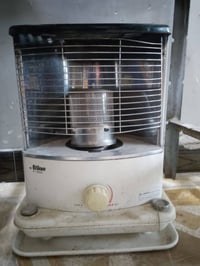 : غراض للبيع..   الفرن 50.     داخله المنيوم  الصوبه 50 دوشك الاحمر 50...