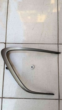 قطعة حاجب جهة صدر مال دعامية كامري عبد اللطيف واطار حساس مال دعاميه ام...