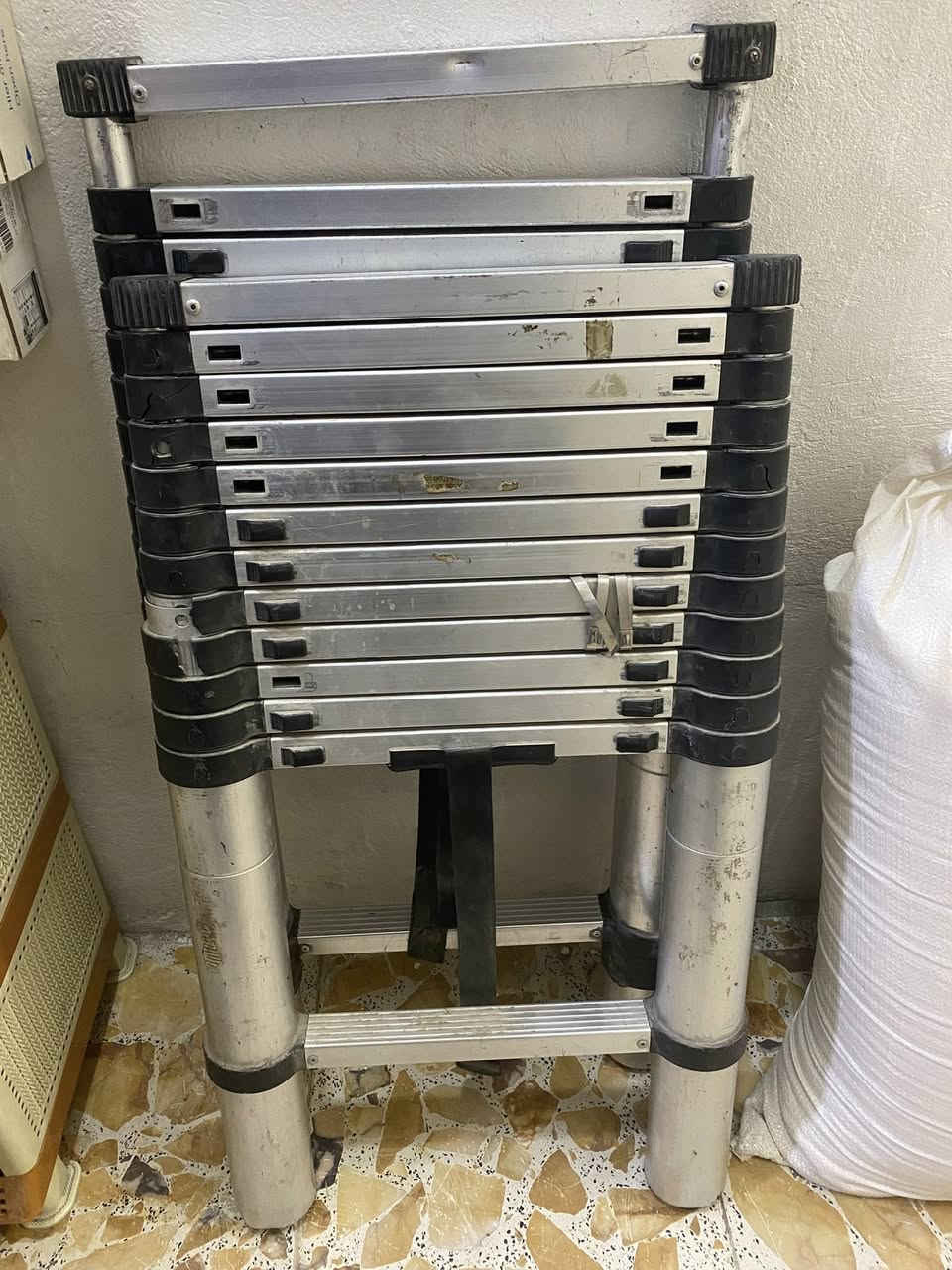 السلام عليكم
درج اسلايت  عدد 2.   عاطلات  تكدر اصلح واحد تاخذ غراض من الثاني السعر 60 الف مكاني بغداد  ***********
