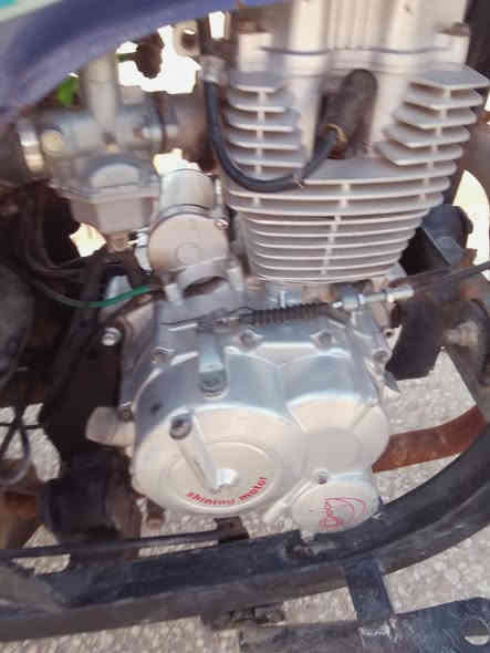 سلام عليكم هاي ستوتة البيع موديل 2019 تاخذهة خير من الله  نضافة فول بس اتشغل وتمشي السعر مليون وثمنمية الرقم *********** 
مكان صويرة
