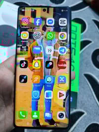 انفنكس نوت 40 برو نضيف حيل ستخدام قليل غراضه كامله شاحنه 45 واط شحن لا...