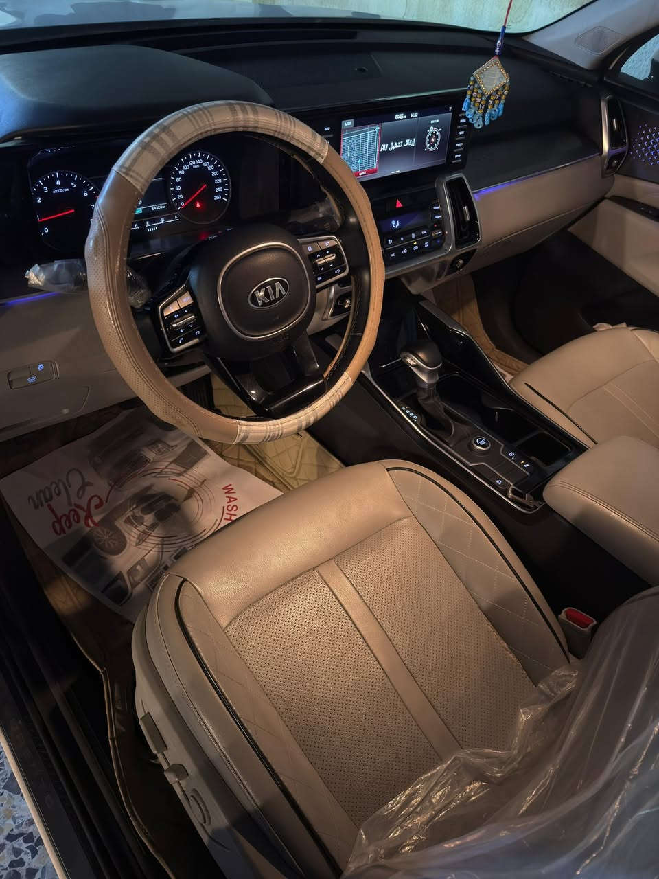 سورنتو 2021
6 سلندر 

7 راكب 

داخل السيارة جلد 

تحكمات المقاعد كهرباء 

ممشة السياره 64.000 

السايرة نضيفة بمعنة الكلمه 

سونار بالمنشور 

رقم السياره بغداد 

للستفسار ‭0770 533 4488‬
