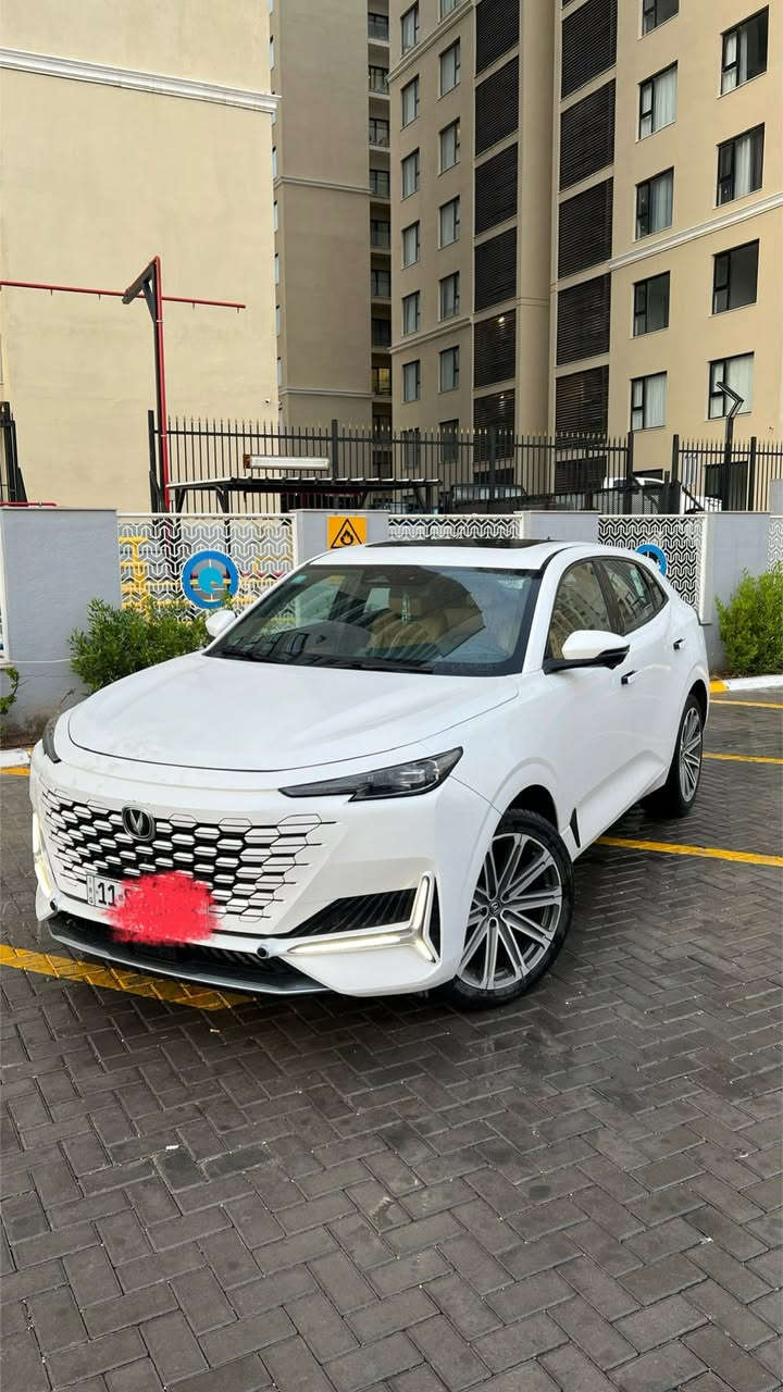 شانجان يوني كي (Changan Uni-K 2023)🤍🔥
وارد خليجي 🇰🇼 ضمان البخيت

السعر 225$ بيها مجال ✅

🎨 اللون أبيض
🪪 مرقم بغداد
📏 ماشية 100 ألف كيلو فقط
🛡️ مكفولة من الضربة والصبغ

⚙️ محرك 2.0 لتر تيربو
⚙️ ناقل حركة أوتوماتيك 8 سرعات
🐎 قوة 233 حصان
🔩 عزم دوران 390 نيوتن/متر
🛞 دفع رباعي AWD

🪟 فتحة سقف بانوراما
🧳 فتح الصندوق كهرباء
📡 دخول ذكي بصمة
🔑 تشغيل بصمة

🛞 جنوط 21 إنچ
📐 قياس الإطار 265/45R21
📊 حساسات ضغط الإطارات

📡 حساسات أمامية
📡 حساسات خلفية
📷 كاميرا 360 درجة
🎥 أربع كاميرات محيطية
📡 رادار
🛑 أوتو بريك
🚨 نظام ABS
⛷️ مانع انزلاق
⛰️ نظام نزول المنحدرات

🖥 شاشة عدادات ديجيتال
📱 شاشة تدعم Apple CarPlay
📹 تسجيل DVR أثناء القيادة
🗺️ نظام ملاحة

💡 مصابيح زينون + LED
🔦 بك لايت LED
✨ إنارة داخلية محيطية LED

💺 المقاعد جلد
⚡ حركة المقاعد الأمامية كهرباء
🔥❄️ تدفئة وتبريد المقاعد الأمامية
💾 ذاكرة مقعد السائق
👨‍👩‍👧‍👦 تتسع المقصورة لخمسة ركاب
👶 مثبت مقعد الطفل ISOFIX

❄️ تبريد قطعتين
🔋 شاحن هاتف لاسلكي
🔌 منفذ طاقة

🔊 نظام صوت SONY
🎵 بلوتوث + Type-C
🎙️ أوامر صوتية

🏁 دبل إكزوز
✨ تطعيم داخلي ألمنيوم

مكان تواجد السيارة: بغداد

رقم :***********
