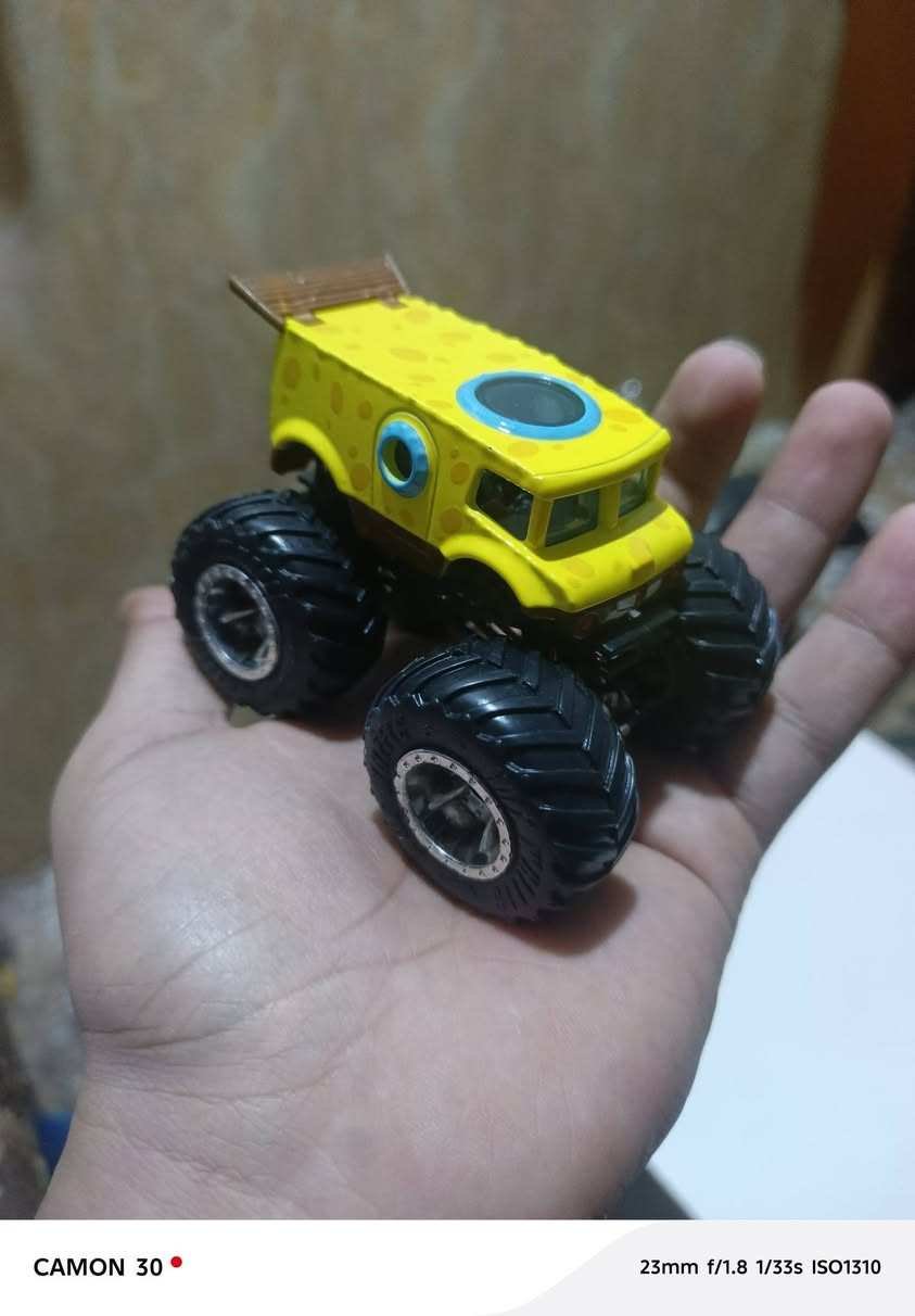 مجموعة العاب ومجسمات.... توصيل متوفر


**إذا كنت صاحب هذا الإعلان وتريد حذفه لأي سبب، رجاءا أرسل رسالة إلى الدعم الفني**